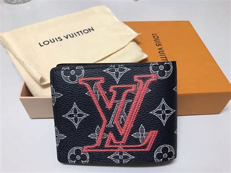 Louis Vuitton Upside Down Wallet 